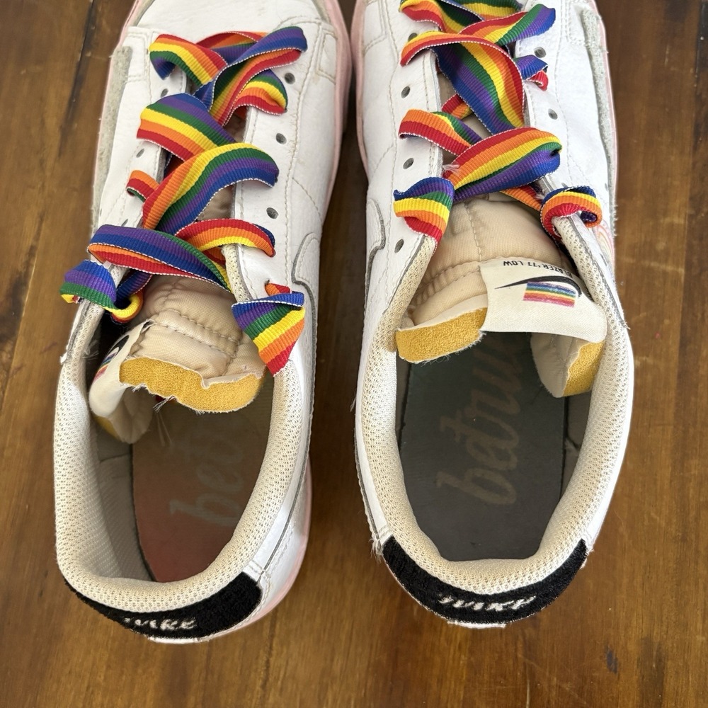 Nike Blazer Low '77 Be True Shoes Men's 9 White Rainbow LGBTQ Pride DD3034-100 - Picture 7 of 9